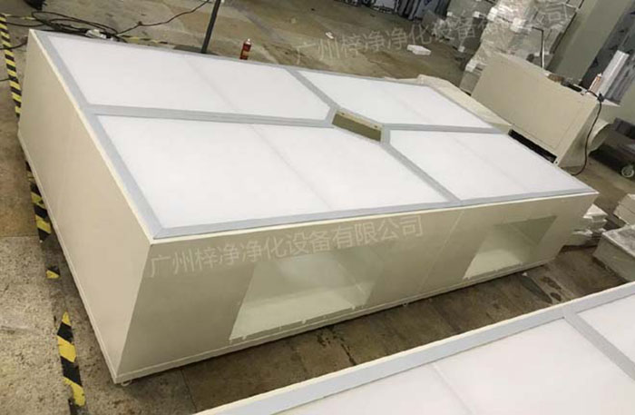 潔凈層流送風天花等級分別為百級層流送風天花、千級層流送風天花、萬級層流送風天花等等。